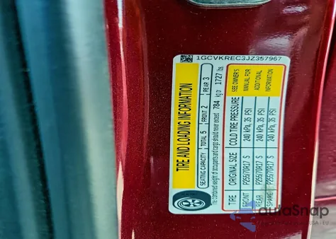 2018 Chevrolet Silverado K1500 Lt z USA, uszkodzony, nr VIN 1GCVKREC3JZ357967